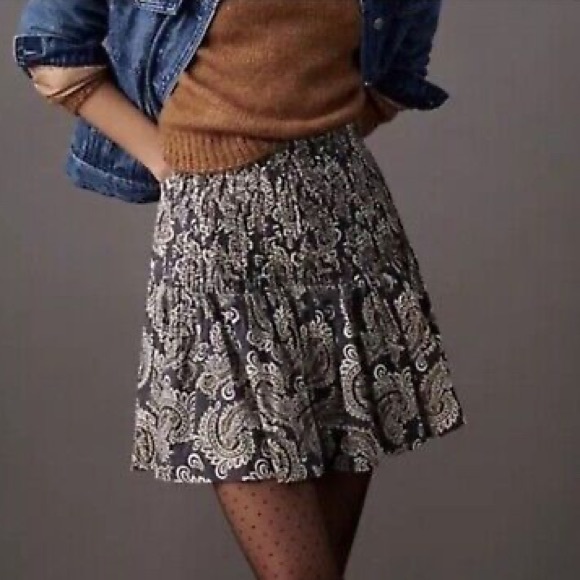 ANTHROPOLOGIE  Eula‎ Pintucked Mini Skirt Womens SIZE SMALL brown paisley - Picture 1 of 11